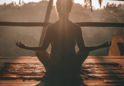 Mind & Mental Wellness: How to Build a Positive Mindset